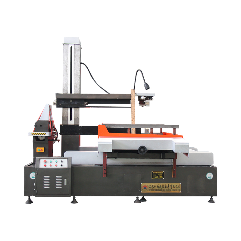 DK77100 AZ Stepper CNC fil Machine de coupe EDM à haute vitesse avec moteur de levage