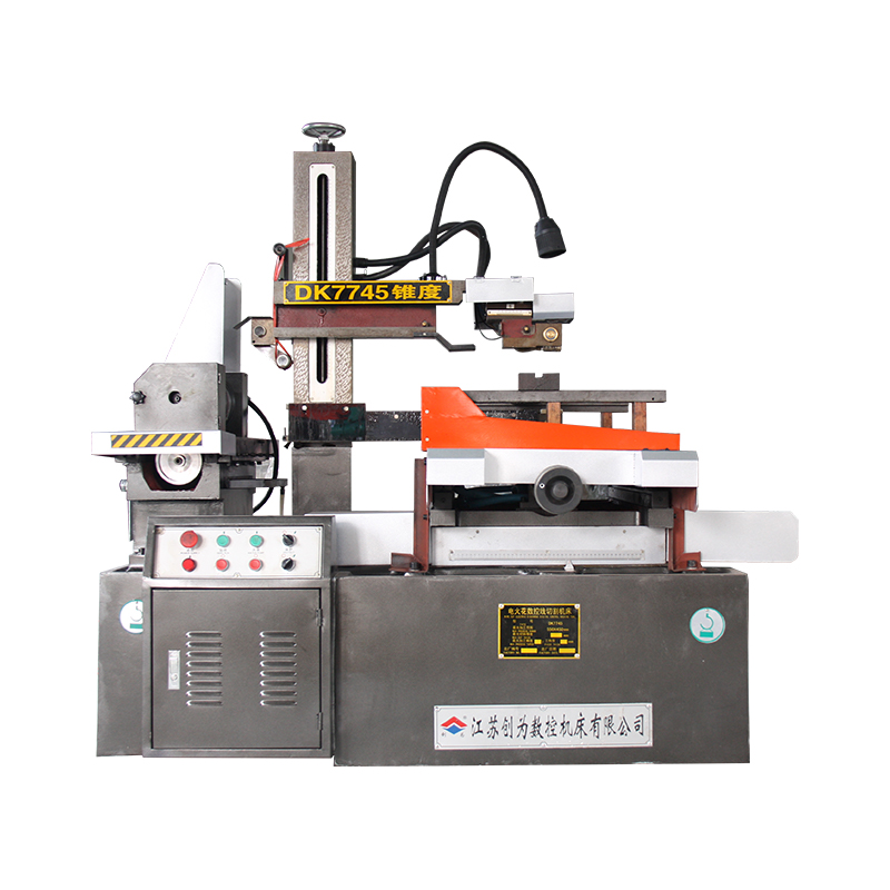 DK7745 AZ Machine de coupe à haute vitesse de fil à basse perte à perte à faible perte CNC